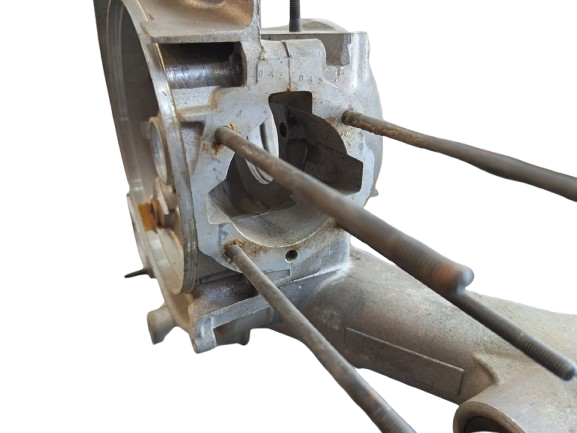 CARTER MOTORE PIAGGIO VESPA PX 125-150 VNX-VLX - immagine 7